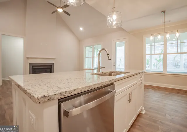 Photo 4 of Single family home for sale at 388 Maple View Dr, Carrollton, GA 30117 | MLS# 10607963 | Listing updated on 2026-09-17