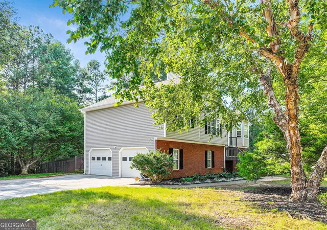 Photo 3 of Single family home for sale at 3415 Laurel Springs Cvs, Villa Rica, GA 30180 | MLS# 10842155 | Listing updated on 2026-09-22