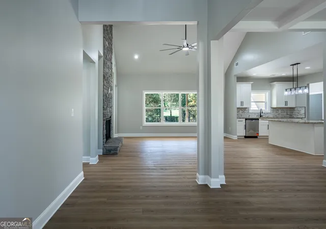 Photo 3 of Single family home for sale at 398 Puckett Rd, Silver Creek, GA 30173 | MLS# 10850909 | Listing updated on 2026-10-06
