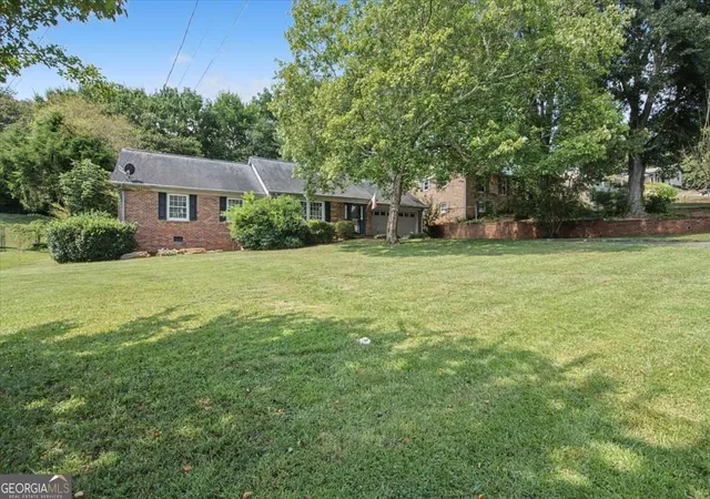 Photo 2 of Single family home for sale at 2781 Fernvalley Rd, Marietta, GA 30066 | MLS# 10844030 | Listing updated on 2026-09-11
