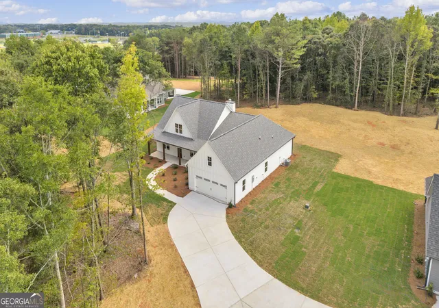Photo 4 of Single family home for sale at 1863 Hoods Ml Rd, Commerce, GA 30529 | MLS# 10845536 | Listing updated on 2026-09-30