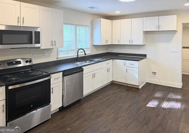 Photo 2 of Single family home for sale at 5525 Highway 53 E, Tate, GA 30177 | MLS# 10880383 | Listing updated on 2026-10-29