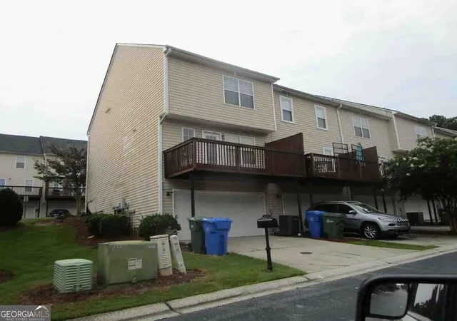 Photo 2 of Townhouse for sale at 3359 Parc Dr SW, Atlanta, GA 30311 | MLS# 10879975 | Listing updated on 2026-10-27