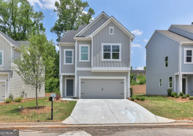 Photo 1 of Single family home for sale at 163 Millers Ln, Calhoun, GA 30701 | MLS# 10846257 | Listing updated on 2026-10-05