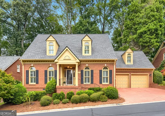 Single family home for sale at 17 Downshire Cir, Decatur, GA 30033 | MLS# 10853463