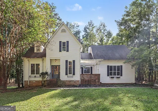 Photo 1 of Single family home for sale at 180 Courtland Dr, Fayetteville, GA 30215 | MLS# 10852262 | Listing updated on 2026-10-08