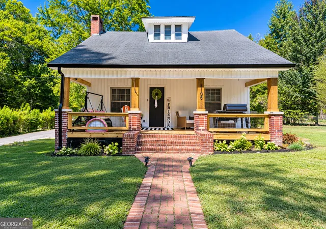 Photo 1 of Single family home for sale at 1108 S Chattanooga St, La Fayette, GA 30728 | MLS# 10843225 | Listing updated on 2026-09-24