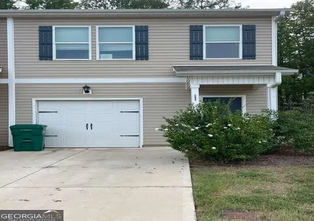 Townhouse for sale at 285 NE Oakwood Dr, Milledgeville, GA 31061 | MLS# 10851296