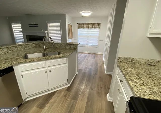 Photo 3 of Sale Pending at 325 Towler Dr, Loganville, GA 30052 | MLS# 10818548 | Listing updated on 2026-10-05