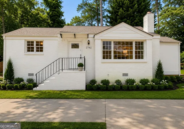 Photo 6 of Single family home for sale at 2742 Alpine Rd Ne, Atlanta, GA 30305 | MLS# 10840447 | Listing updated on 2026-09-13