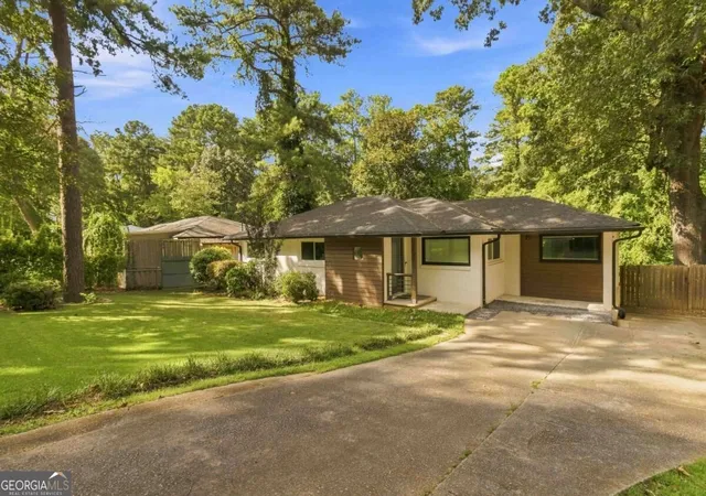 Photo 1 of Single family home for sale at 2154 Plaster Rd NE, Atlanta, GA 30345 | MLS# 10843066 | Listing updated on 2026-09-13