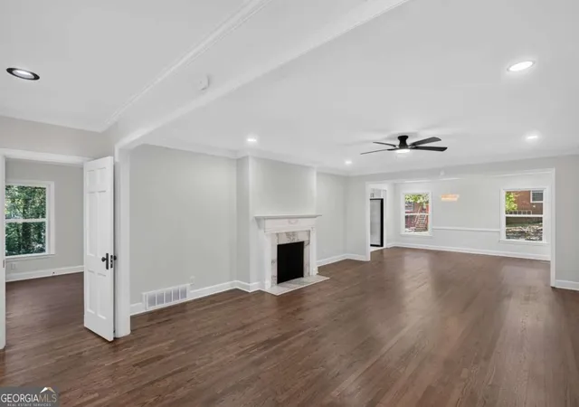 Photo 4 of Single family home for sale at 878 Falcon Dr, Atlanta, GA 30311 | MLS# 10872277 | Listing updated on 2026-10-27