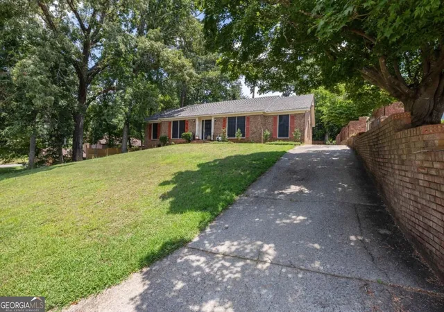 Photo 1 of Single family home for sale at 5510 Sedgewick Dr, Columbus, GA 31904 | MLS# 10842392 | Listing updated on 2026-09-15