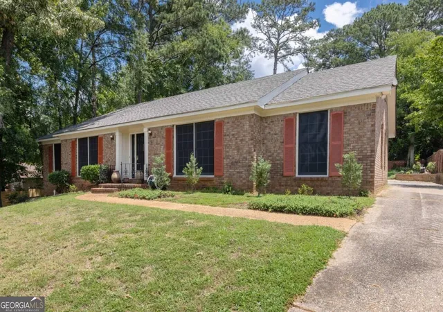 Photo 2 of Single family home for sale at 5510 Sedgewick Dr, Columbus, GA 31904 | MLS# 10842392 | Listing updated on 2026-09-15