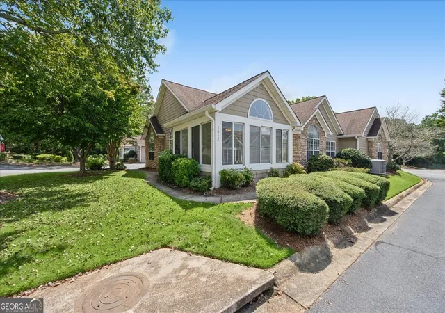 Photo 2 of Condo for sale at 1862 Kolb Farm Cir SW, Marietta, GA 30008 | MLS# 10838348 | Listing updated on 2026-09-16