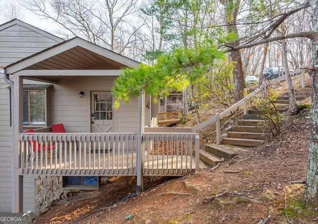 Photo 1 of Townhouse for sale at 200 Villa Rd #122, Jasper, GA 30143 | MLS# 10846404 | Listing updated on 2026-09-30