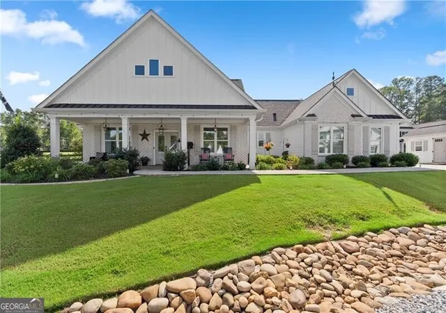 Single family home for sale at 8855 Little Ml Rd, Cumming, GA 30041 | MLS# 10853549