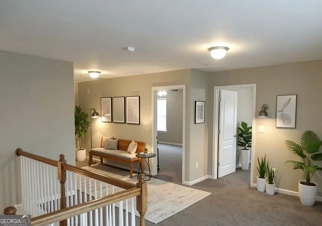 Listing Photo 2 - Condo for sale in building located at 3330 Tiara Cir SW, Atlanta, GA 30311