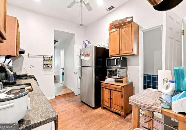 Photo 3 of Single family home for sale at 1039 Hampton St Nw, Atlanta, GA 30318 | MLS# 10845926 | Listing updated on 2026-09-28