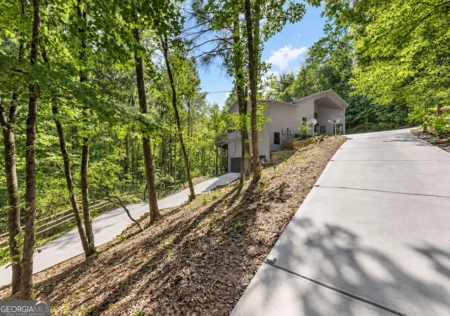 Photo 3 of Single family home for sale at 10323 Old Ccc Camp Rd, Ellijay, GA 30540 | MLS# 10843945 | Listing updated on 2026-09-24