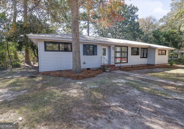 Photo 2 of Single family home for sale at 718 E 22nd Avenue, Cordele, GA 31015 | MLS# 10879785 | Listing updated on 2026-10-27