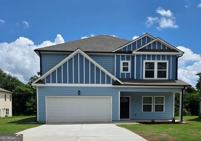 Photo 1 of Single family home for sale at 448 N Hill St, Griffin, GA 30223 | MLS# 10843683 | Listing updated on 2026-09-10