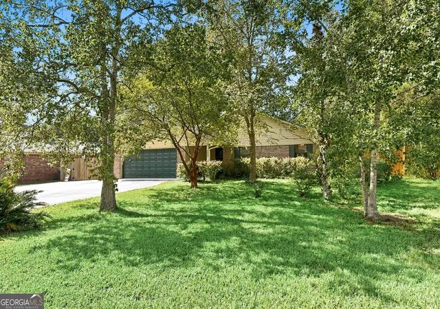 Photo 3 of Single family home for sale at 165 W Peach Ave, Kingsland, GA 31548 | MLS# 10844256 | Listing updated on 2026-10-06