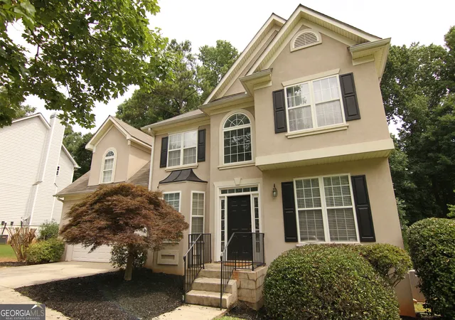 Photo 2 of Single family home for sale at 134 Ardenlee Dr, Peachtree City, GA 30269 | MLS# 10836836 | Listing updated on 2026-09-14