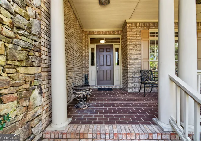 Photo 3 of Single family home for sale at 18 Norman Ln NW, Rome, GA 30165 | MLS# 10844148 | Listing updated on 2026-09-18
