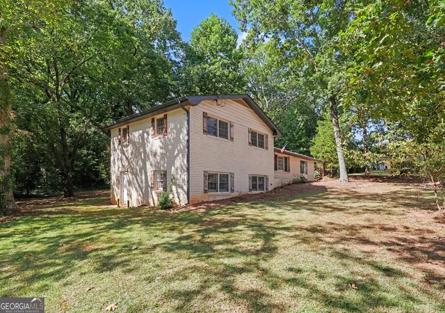 Photo 2 of Single family home for sale at 5336 Orchard Pl, Douglasville, GA 30135 | MLS# 10842970 | Listing updated on 2026-10-08