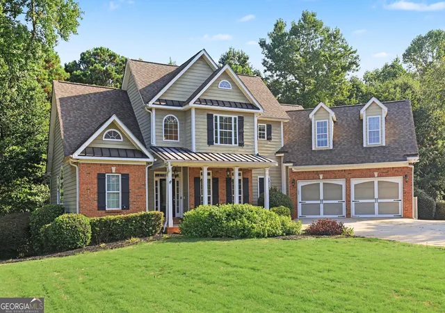 Photo 2 of Single family home for sale at 313 Fallstone Path, Mcdonough, GA 30253 | MLS# 10840445 | Listing updated on 2026-09-11