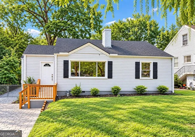 Photo 1 of Sale Pending at 1847 Sylvan Rd Sw, Atlanta, GA 30310 | MLS# 10848192 | Listing updated on 2026-10-04