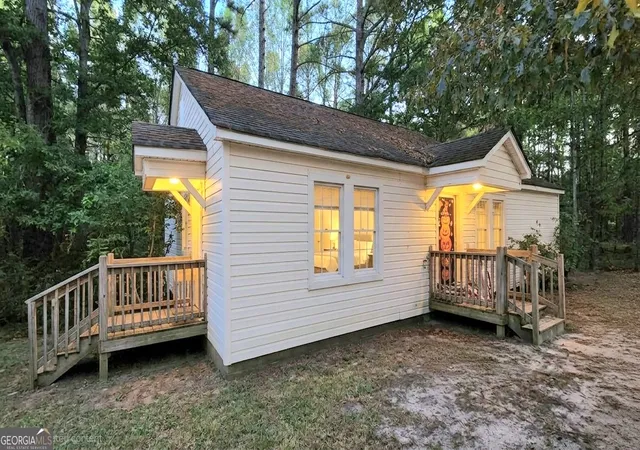 Photo 2 of Single family home for sale at 387 Dock Hyde Rd, Carrollton, GA 30116 | MLS# 10850875 | Listing updated on 2026-10-06