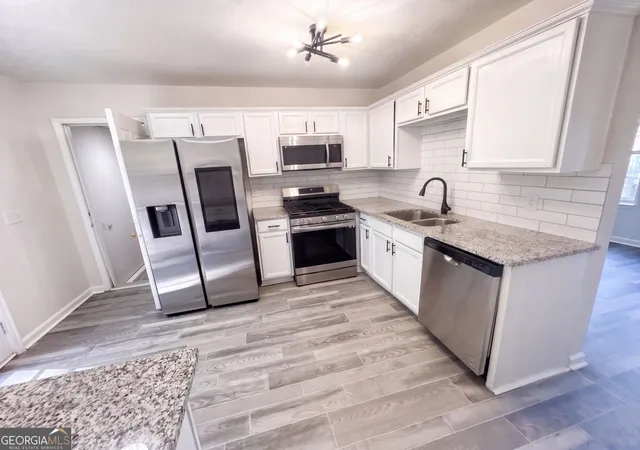 Photo 2 of Single family home for sale at 4389 Southvale Dr, Decatur, GA 30034 | MLS# 10844917 | Listing updated on 2026-10-08