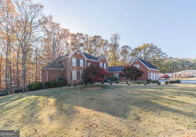 Photo 4 of Single family home for sale at 686a Newton Factory Brg, Covington, GA 30014 | MLS# 10838159 | Listing updated on 2026-09-16