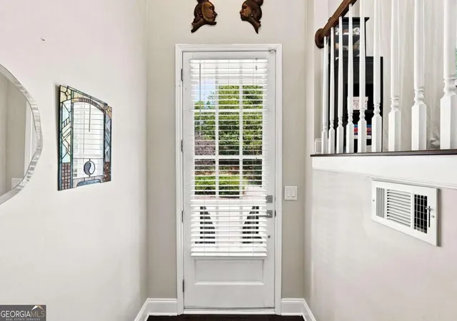 Photo 3 of Townhouse for sale at 7603 Lowery Oak Dr, Roswell, GA 30075 | MLS# 10839352 | Listing updated on 2026-09-19