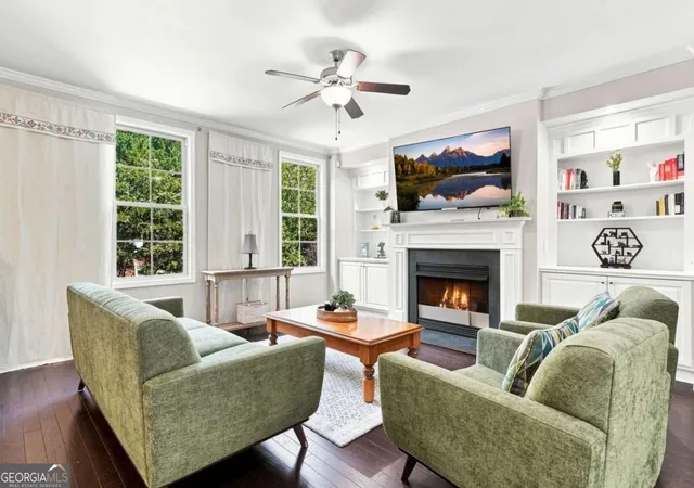 Photo 4 of Townhouse for sale at 7603 Lowery Oak Dr, Roswell, GA 30075 | MLS# 10839352 | Listing updated on 2026-09-19