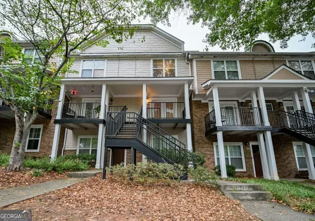 Photo 1 of Condo for sale at 1035 Barnett Shls Rd #131, Athens, GA 30605 | MLS# 10852708 | Listing updated on 2026-10-08