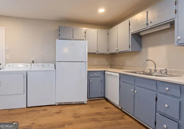 Listing Photo 5 - Condo for sale in building located at 150 Alden Ct, Athens, GA 30605 - Unit #150 & 152