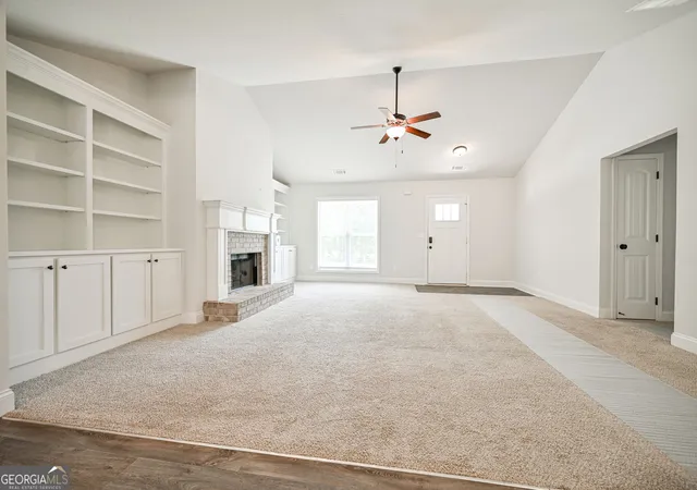 Photo 4 of Single family home for sale at 1374 Hardigree Rd, Winder, GA 30680 | MLS# 10867998 | Listing updated on 2026-10-28