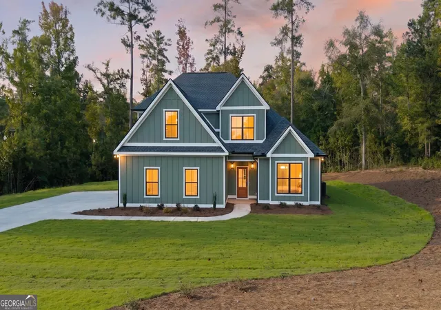 Single family home for sale at 21 Peninsula Dr, Monticello, GA 31064 | MLS# 10851279