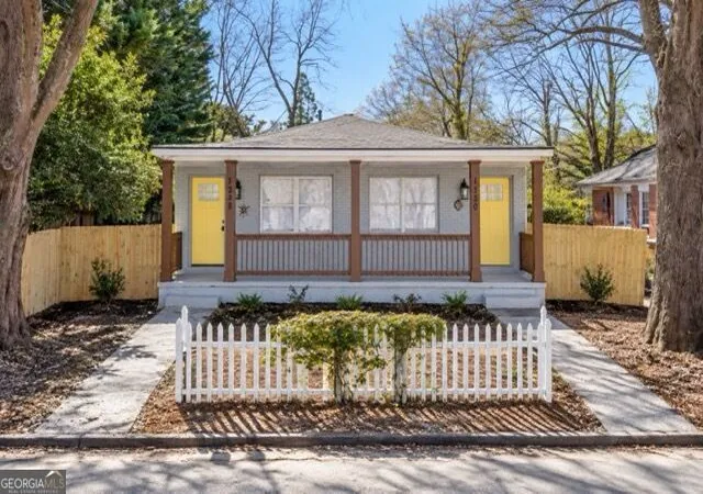 Photo 1 of Sale Pending at 1328 Sharon St Nw, Atlanta, GA 30314 | MLS# 10826072 | Listing updated on 2026-09-27