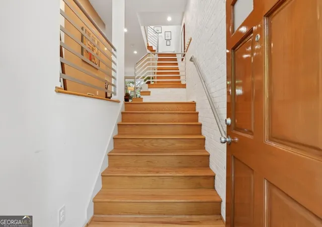 Photo 3 of Sale Pending at 1334 Fernwood Cir NE, Atlanta, GA 30319 | MLS# 10839348 | Listing updated on 2026-09-17