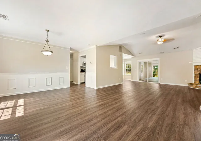 Photo 3 of Single family home for sale at 34 Lilly Oak Ct, Villa Rica, GA 30180 | MLS# 10842482 | Listing updated on 2026-10-09