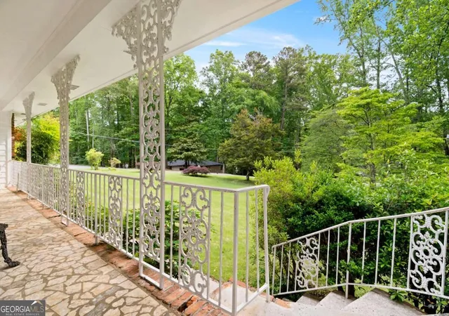Photo 4 of Single family home for sale at 4670 Windsor Dr SW, Smyrna, GA 30082 | MLS# 10841053 | Listing updated on 2026-09-19