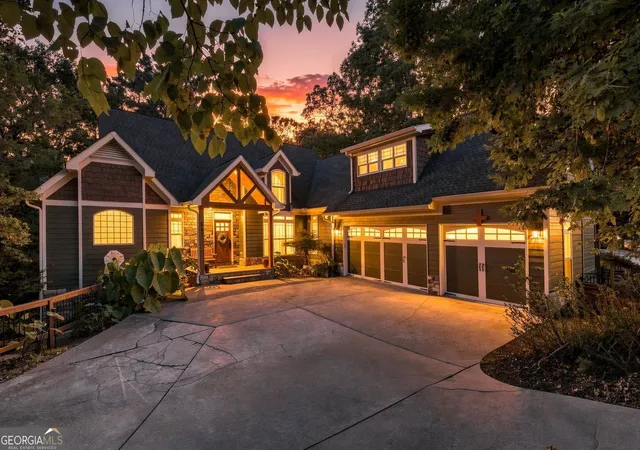 Photo 2 of Single family home for sale at 251 White Antelope St, Waleska, GA 30183 | MLS# 10838897 | Listing updated on 2026-09-17