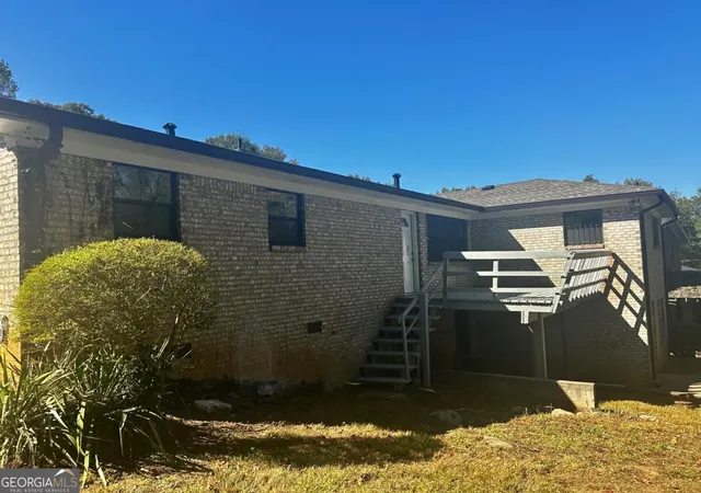 Photo 3 of Single family home for sale at 1724 Cherry Valley Cir SE, Atlanta, GA 30316 | MLS# 10879159 | Listing updated on 2026-10-26