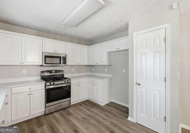 Photo 4 of Single family home for sale at 24 Garner Farm Dr, Dallas, GA 30157 | MLS# 10852939 | Listing updated on 2026-10-09