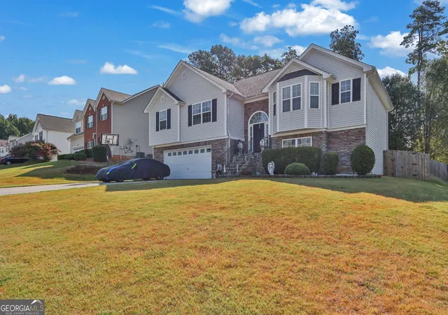 Photo 2 of Single family home for sale at 869 Martin Forest Ct, Lawrenceville, GA 30045 | MLS# 10836679 | Listing updated on 2026-09-13