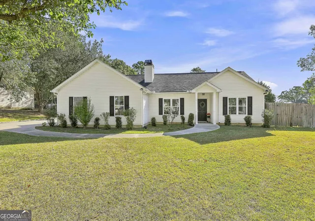 Photo 1 of Single family home for sale at 13 Lassetter Rd, Sharpsburg, GA 30277 | MLS# 10844098 | Listing updated on 2026-09-15